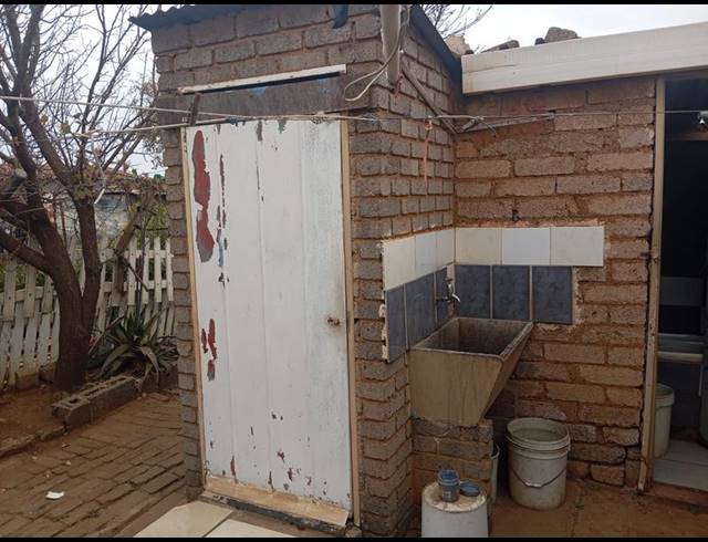 2 BEDROOM HOUSE FOR SALE IN PALM RIDGE